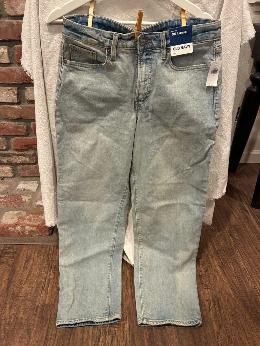 NWT Old Navy High-Rise OG Loose Jeans Size 10 Light Wash Secret-Smooth Pockets